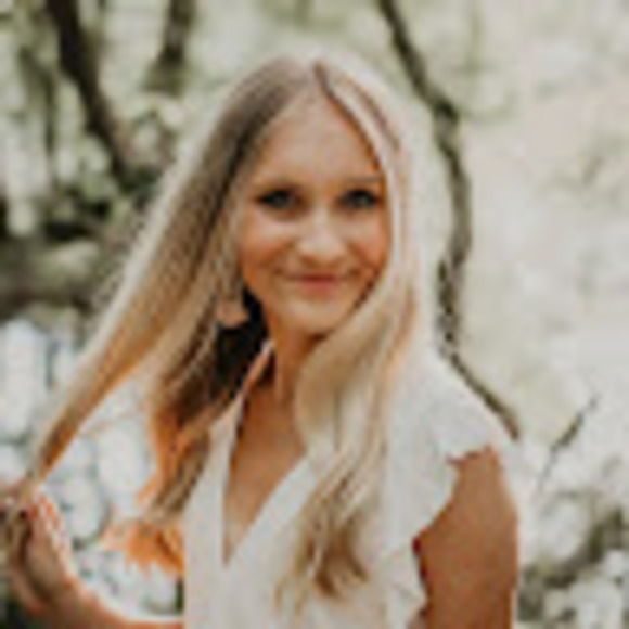 Meet your Posher, Megan - Picture 1 of 1